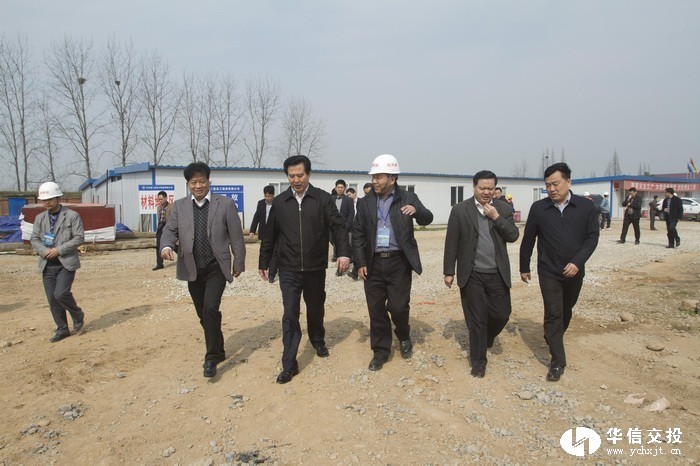省委常委、市委書記黃楚平調(diào)研白洋港口新區(qū)1.jpg